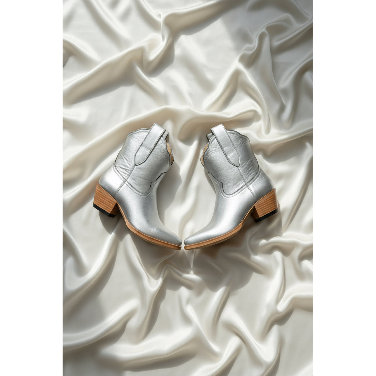 The Payton, Silver Metallic | Brand