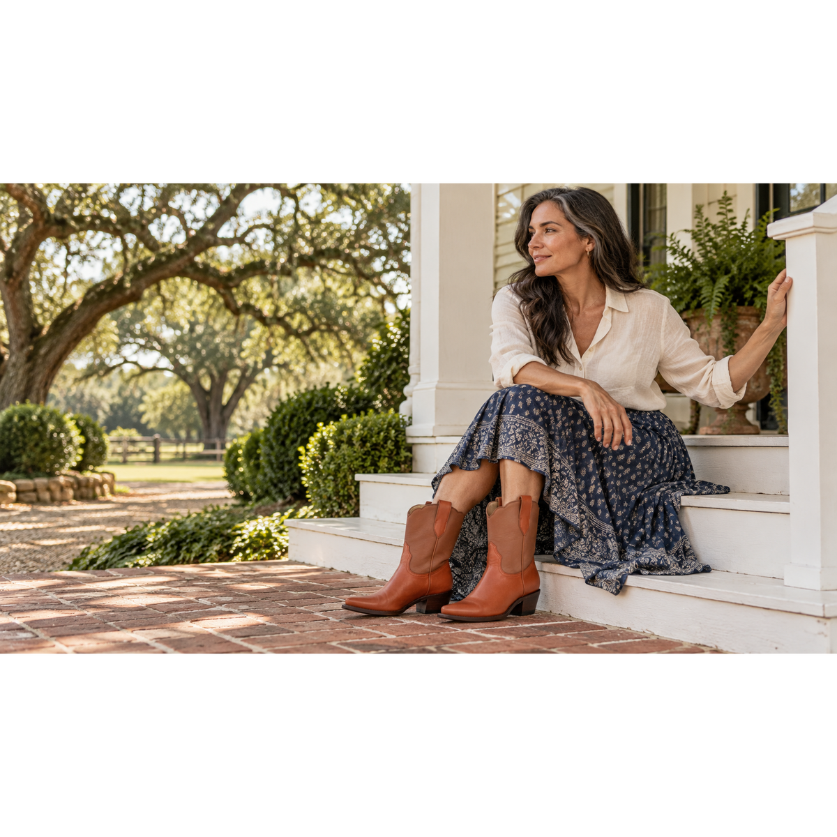 Two-tone Payton Texas porch campaign.