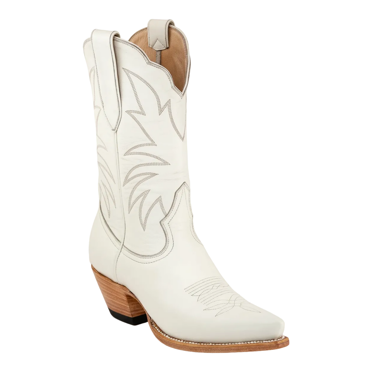 Bone Taylor boot, 45-degree view, transparent background and matching square framing.