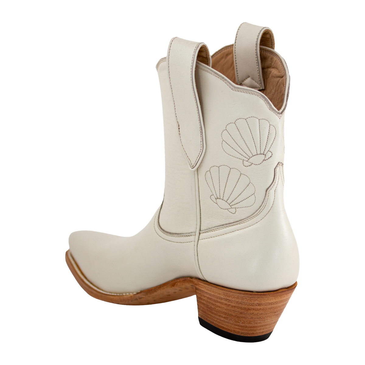 Shelly boot, rear three-quarter view on a transparent background.