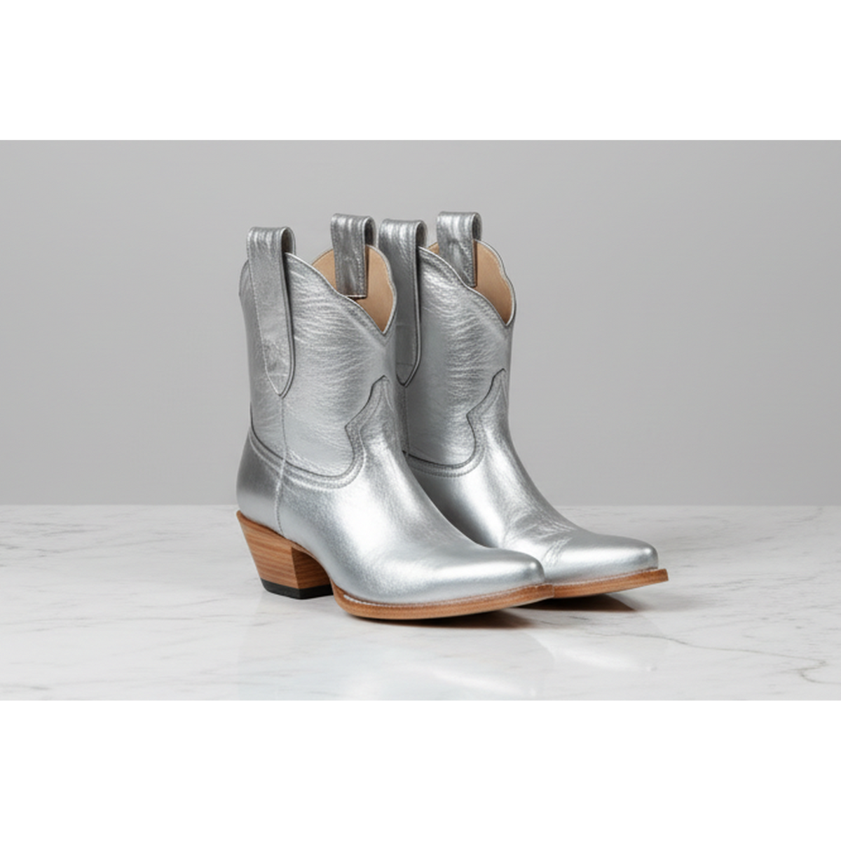 The Payton Boot — Silver Metallic — Atelier detail view 7, hand-lasted premium calfskin